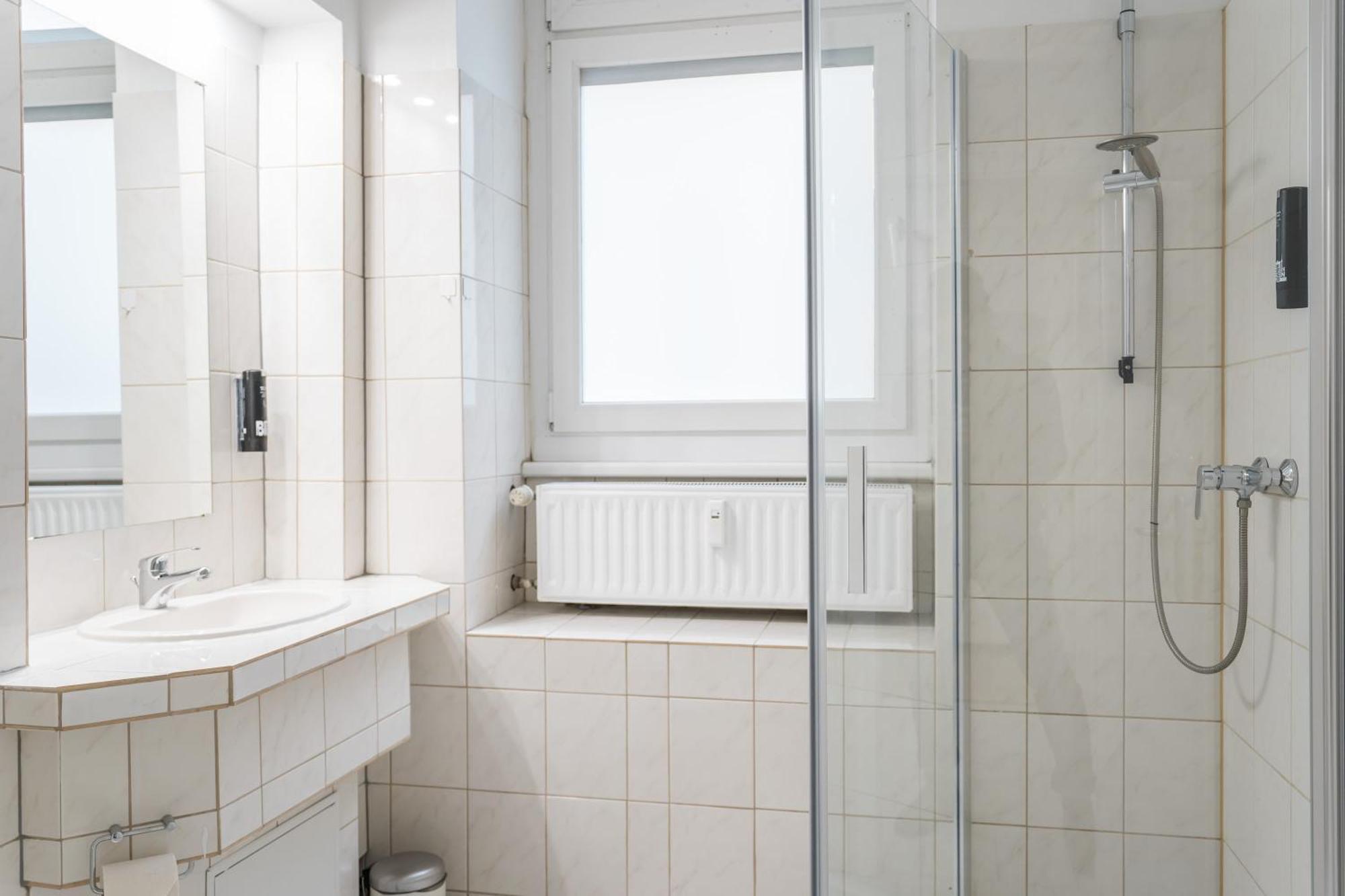 Spacious Family Apartment With 2 Bedrooms Berlin Exteriör bild